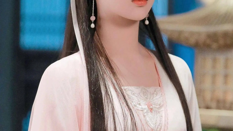 杨紫《家业》演技惹争议：古偶女王转型遇瓶颈